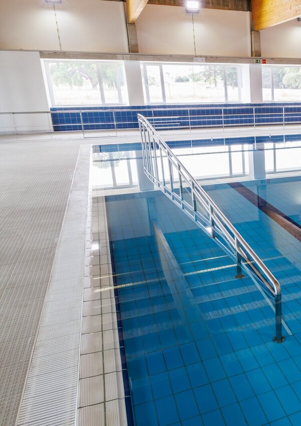 00_piscinamoita2