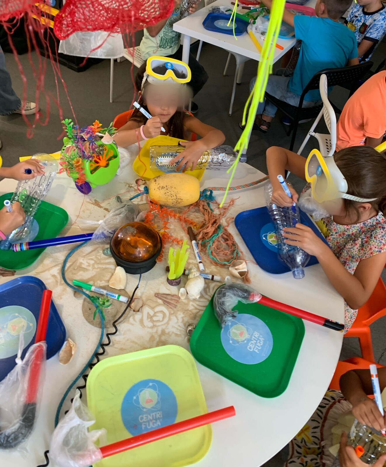 Oficina: uma viagem pelo universo, por Centrifuga