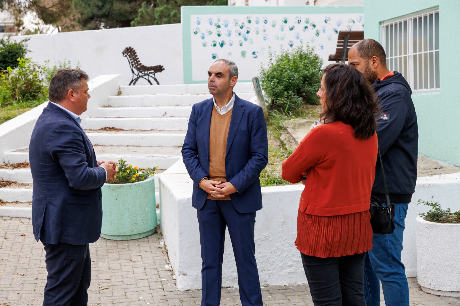 Autarquia entrega Kits para população sénior carenciada