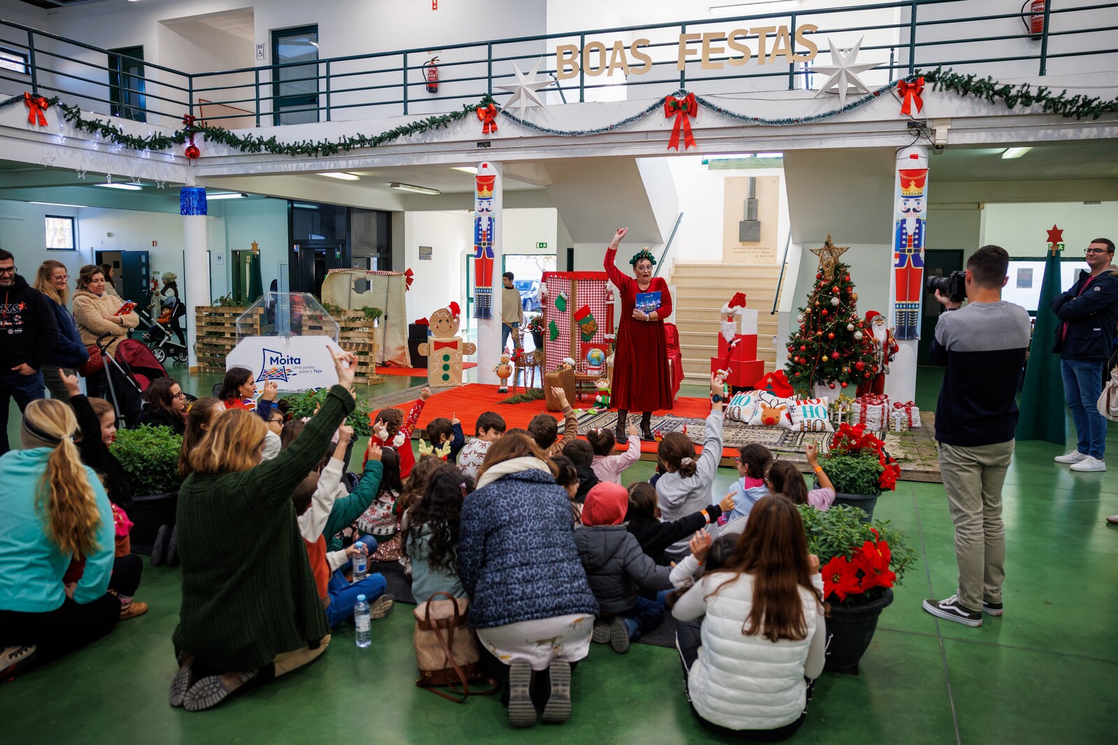 A Biblioteca foi ao Pavilhão Municipal de Exposições