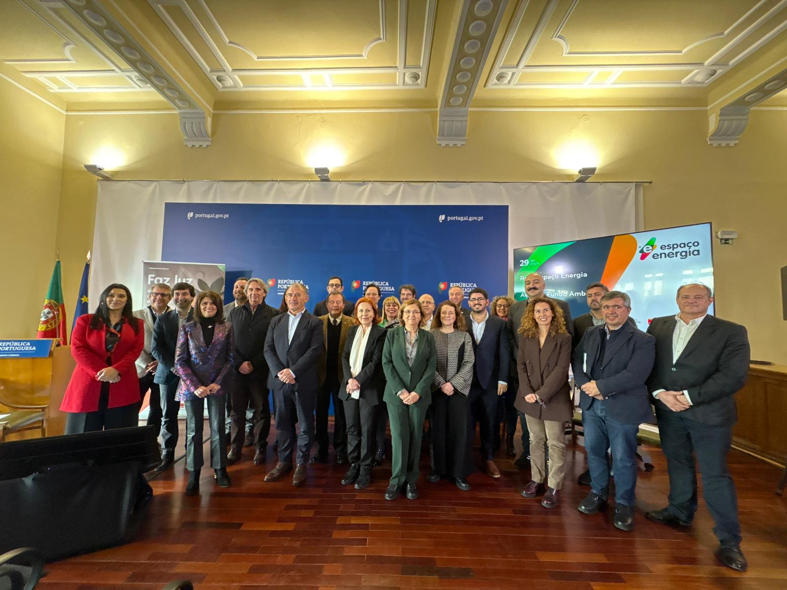 Assinados contratos para Espaços Energia