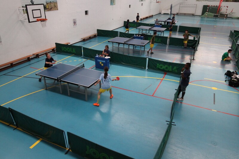 Fim de semana dividido entre futebol, futsal e ténis de mesa