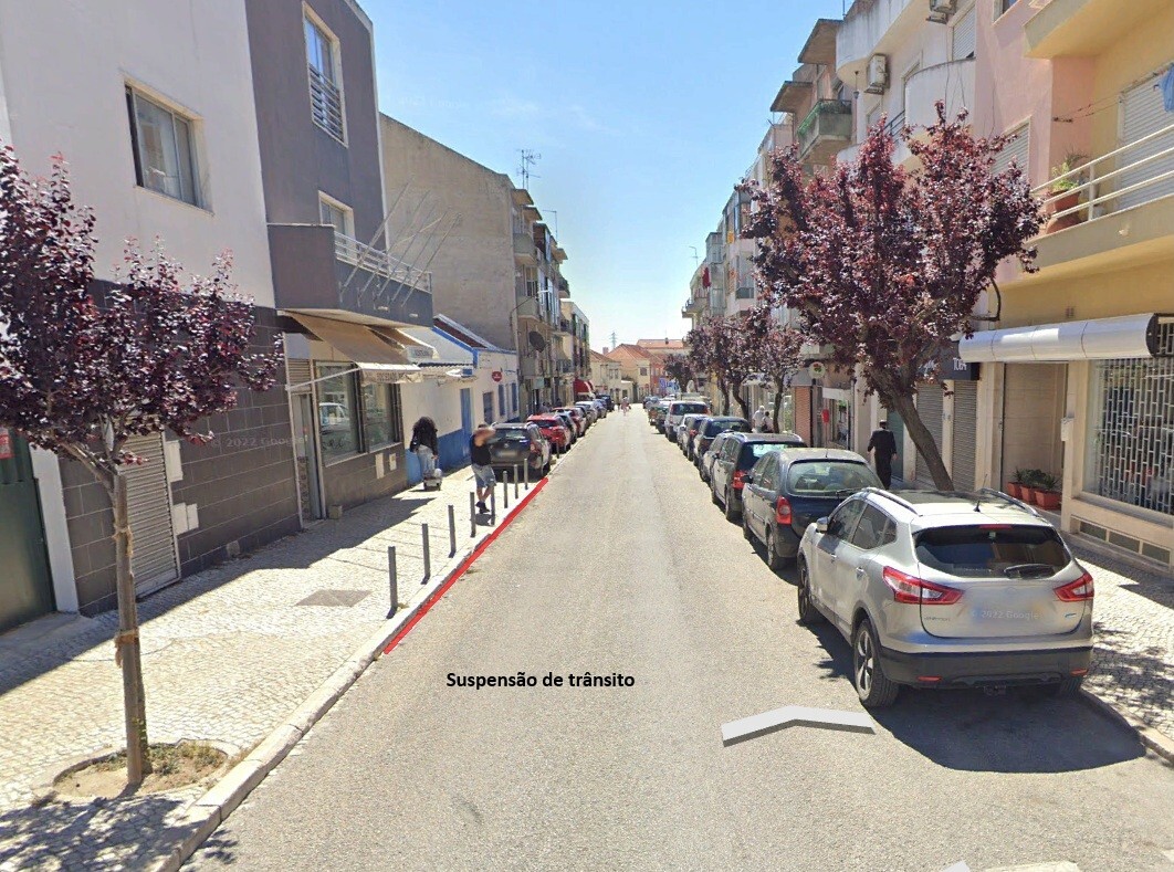 Atenção: Suspensão de trânsito - Rua Padre José Feliciano nº 43 - Baixa da Banheira