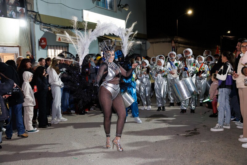 Noite de folia nas Arroteias